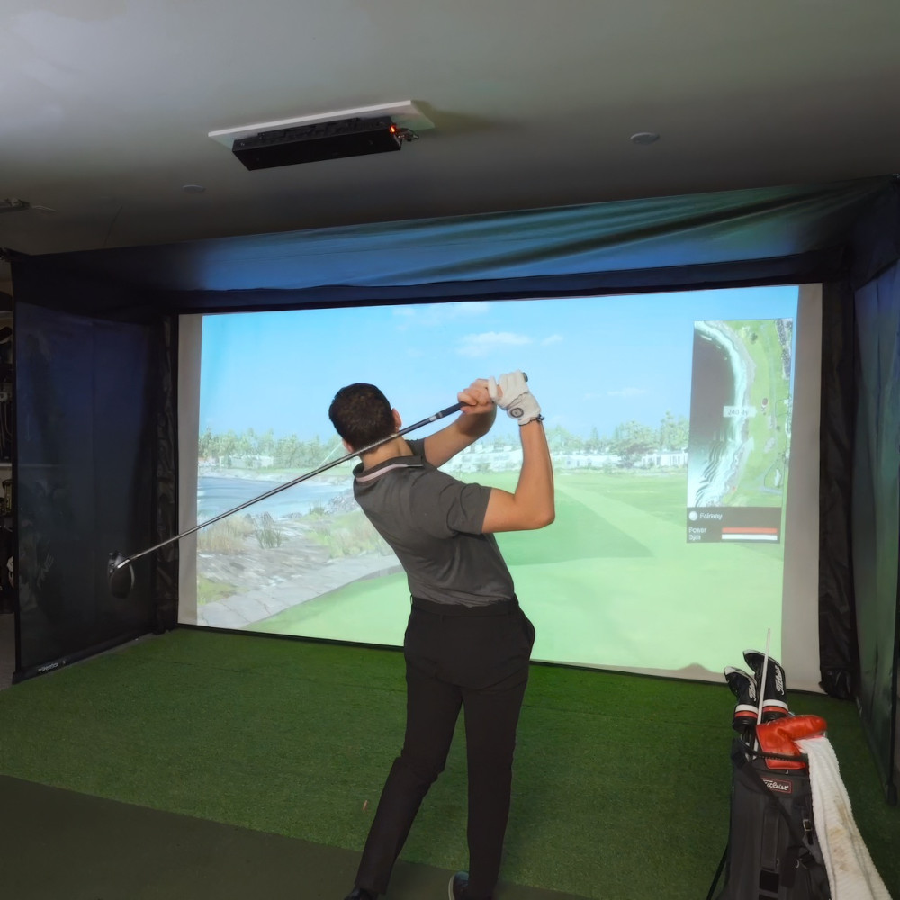 Golf Vanish 16H 4.7 x 2.9 x 1.5 Mtr Manu  Q09-A0236