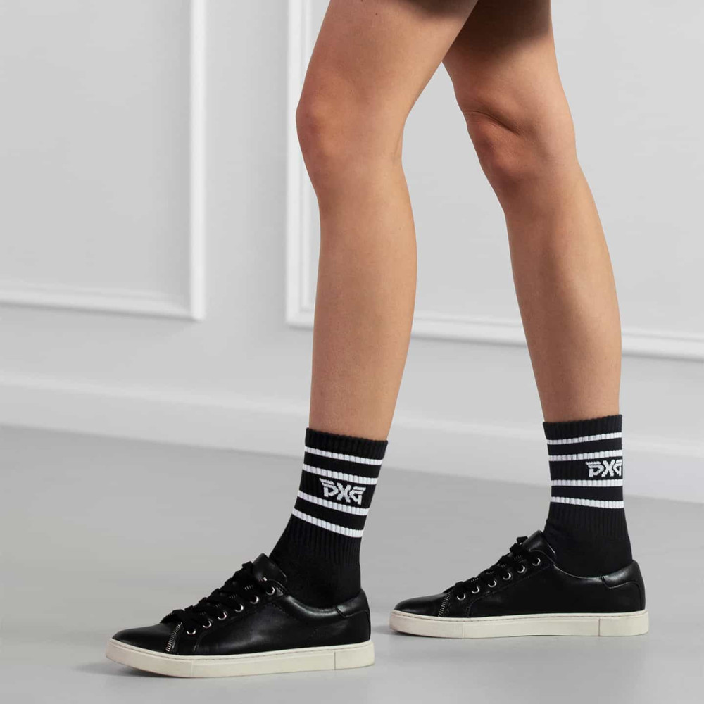 Women's Stripe Crew Socks black P22-O2003_1